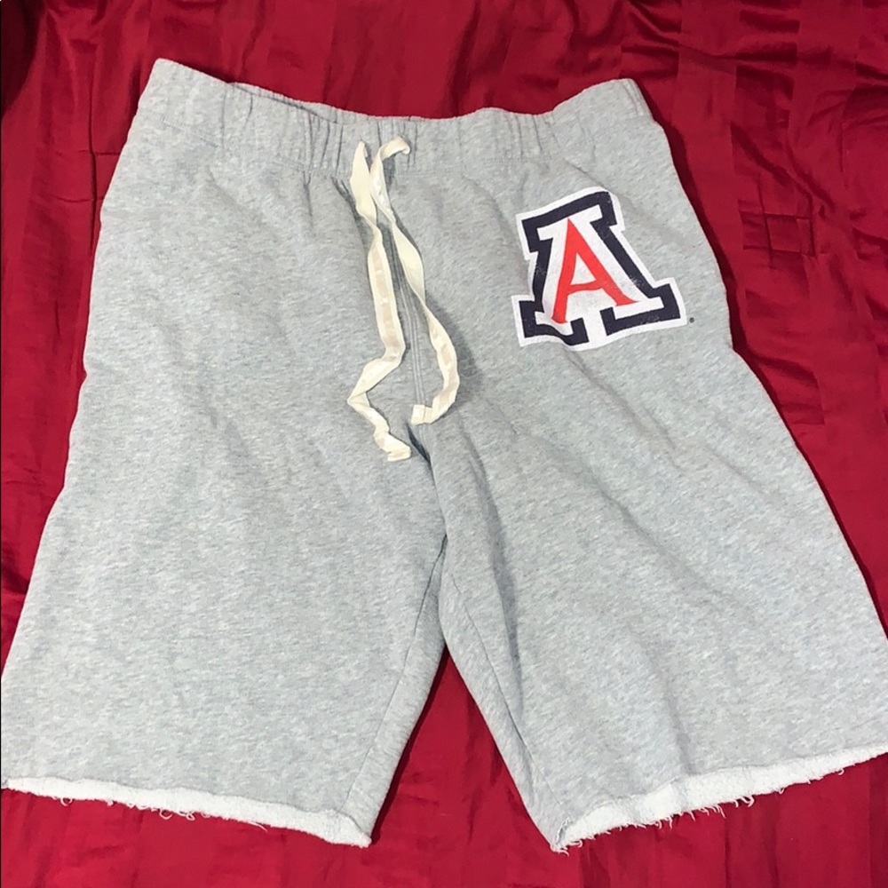 Victoria Secret Pink Atlanta Braves Sweatshorts